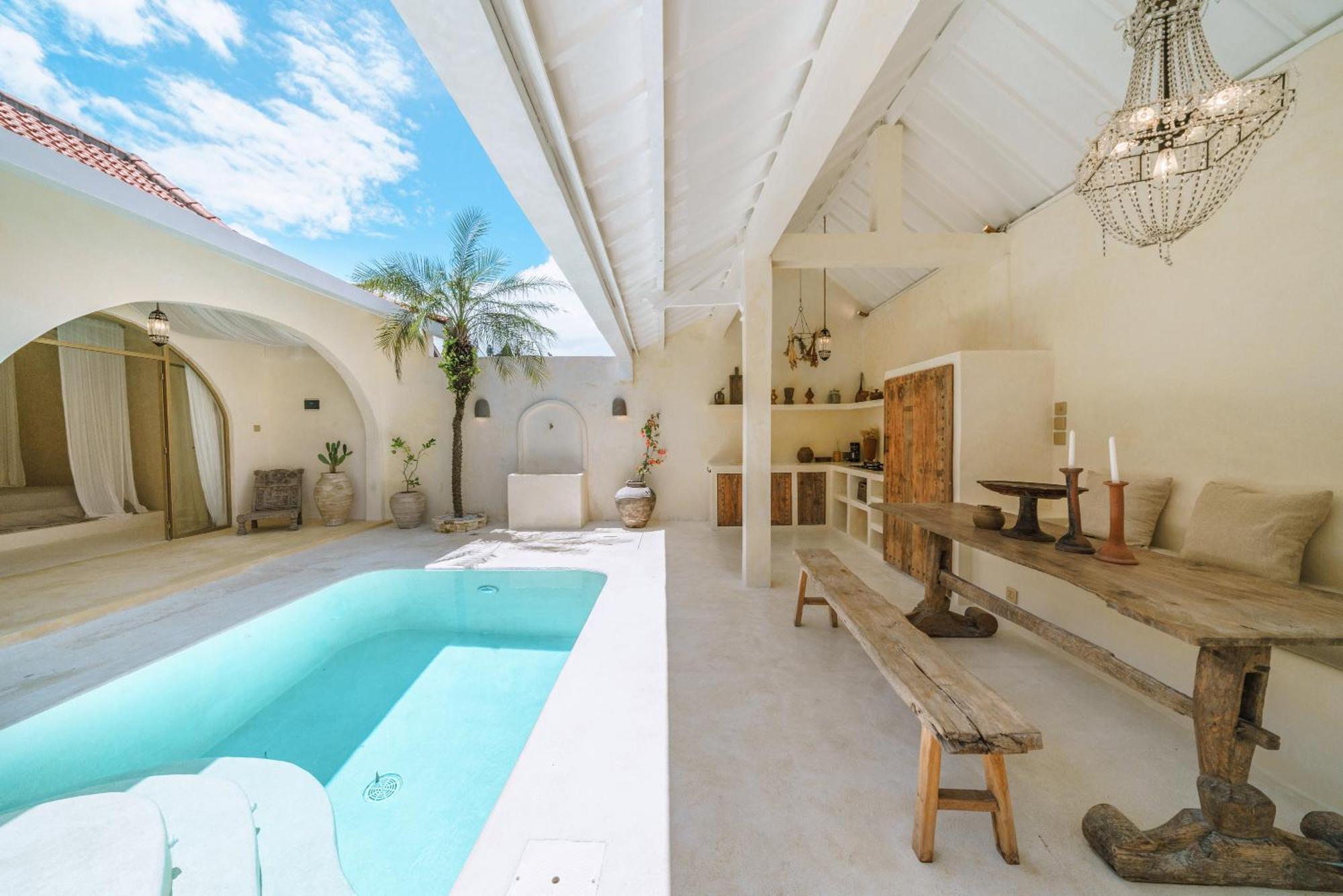 Villa Stella: 2Br Vibrant Mediterranean Oasis Canggu Extérieur photo